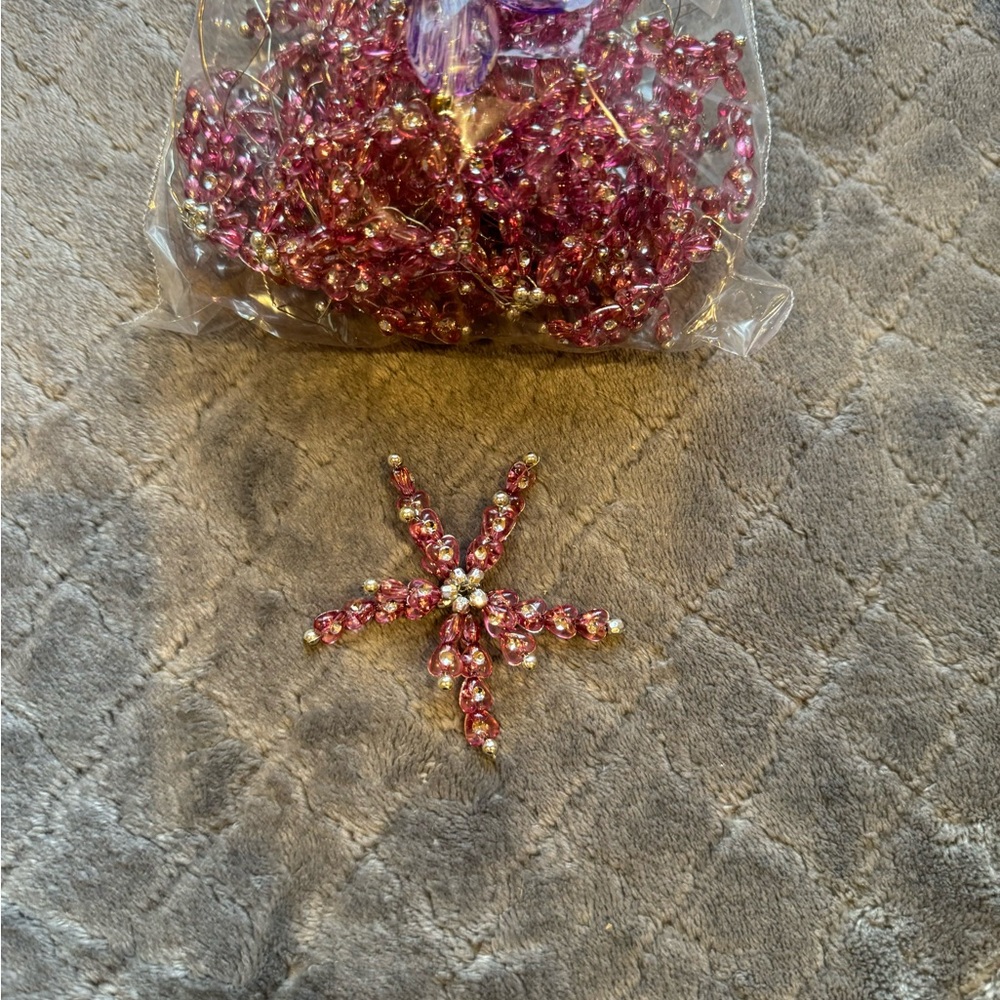 Bulk of beaded flower and blooms for Crafts Decor - Picture 4 of 7